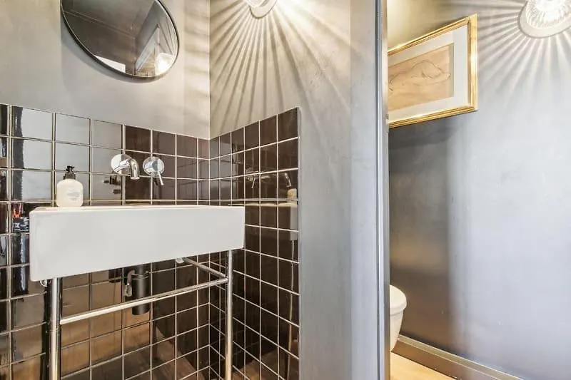 Apt Avec Balcon Design Par Fleur Delesalle 6 Pers * パリ