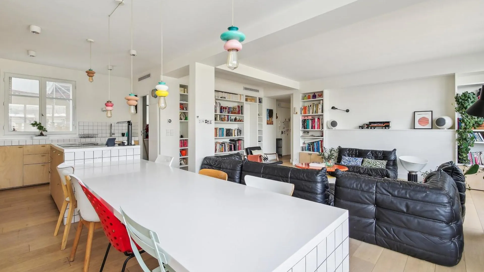 Apt Avec Balcon Design Par Fleur Delesalle 6 Pers * Paris
